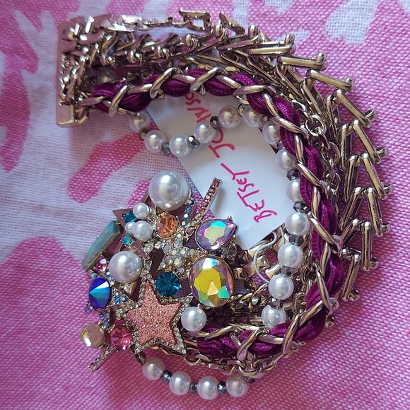 NWT Betsey Johnson CELESTIAL STARLET DRAMA BRACELET - Picture 10 of 11